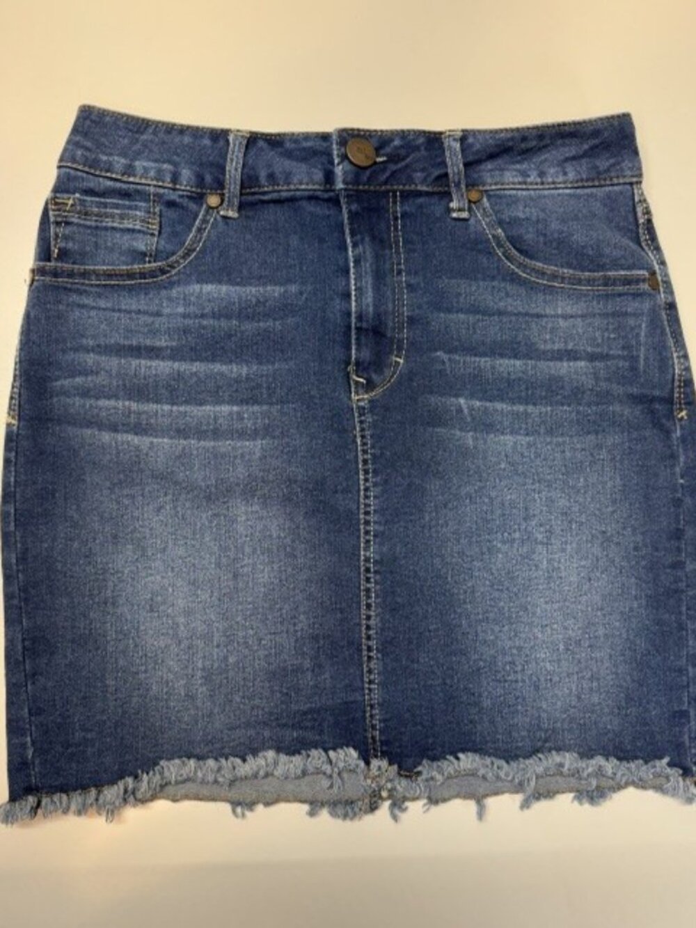 Women's 1822 Denim Jean Skirt Dark Wash/ Fringe Size 8